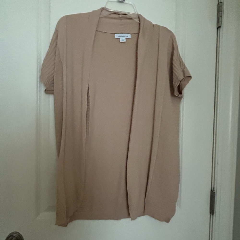 Liz Claiborne Beige Knit cardigan